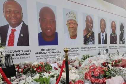 Le Ghana rend hommage national aux victimes du crash d’hélicoptère